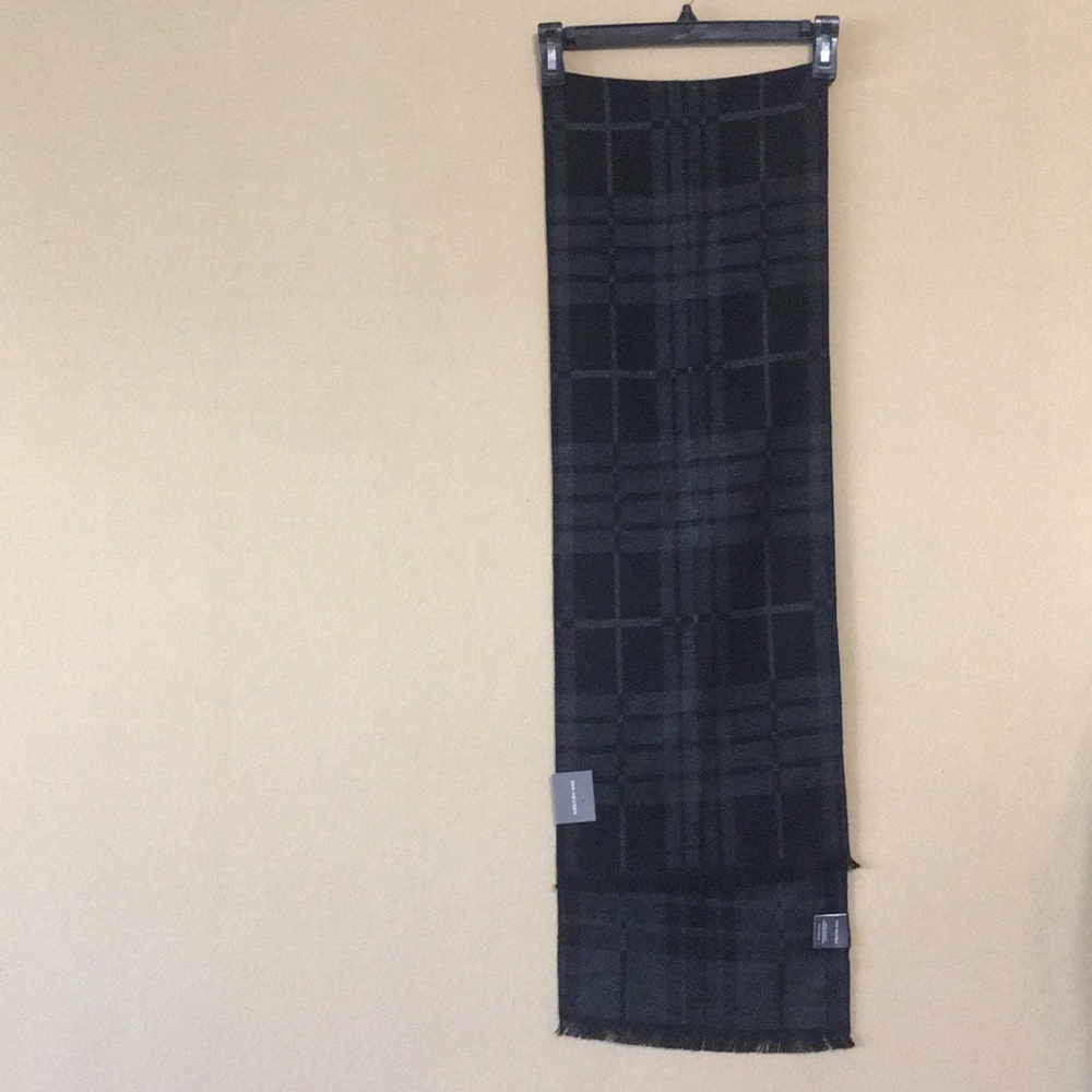 🖤VAN HEUSEN🖤DARK/GRAY SCARF - Picture 2 of 8